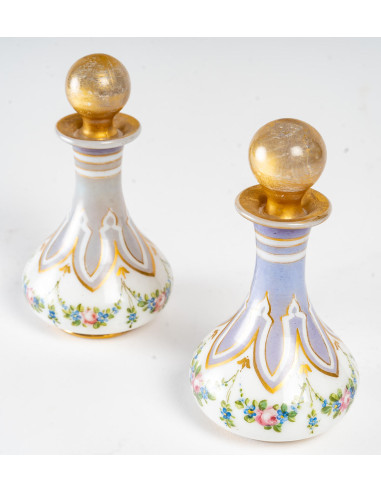 Paar beschilderde en vergulde opaline...