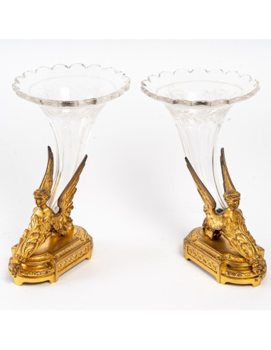 Par de Vasos de Cristal e Bronze...