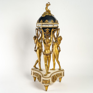 Orologio in bronzo dorato e... 2