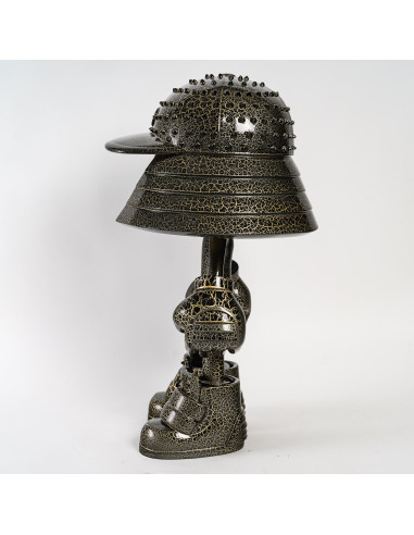 Sculpture, un samouraï moderne, de...
