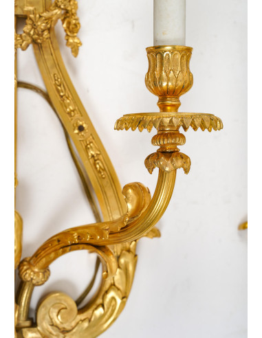 Gran pareja de apliques de ormolu del...