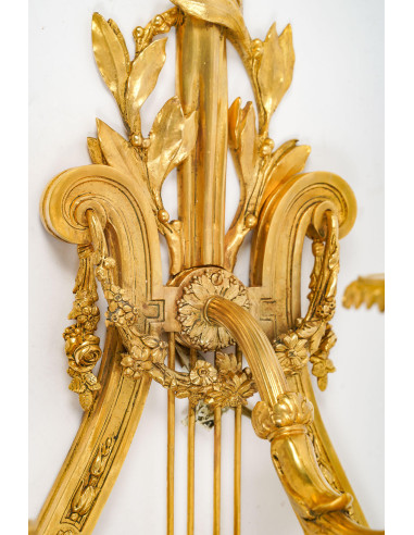 Gran pareja de apliques de ormolu del...