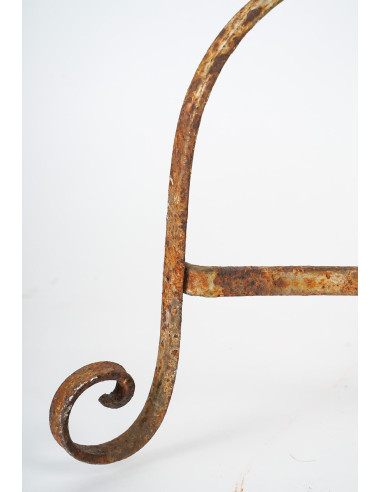Wrought iron stand for earthenware...