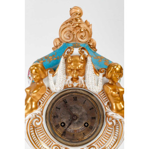 Orologio in porcellana... 2