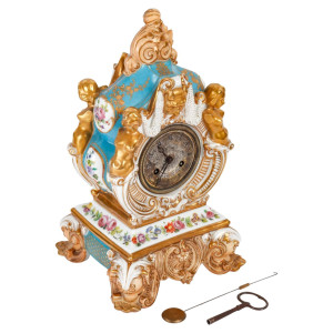 Orologio in porcellana...