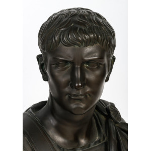 Escultura em bronze, Júlio... 2