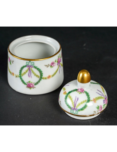Limoge 瓷茶具，20 世纪早期。