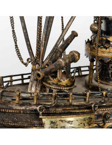 纯银微型军船，19 世纪英国作品。