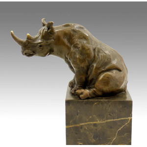 青铜犀牛雕塑，当代作品，21 世纪。 2