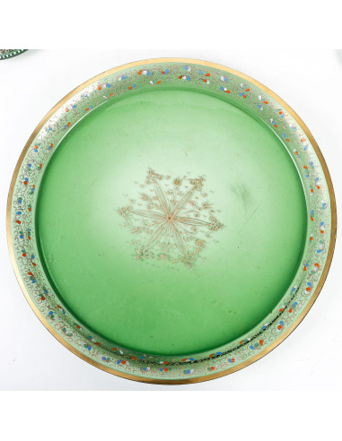珐琅彩绘 Moser 水晶橙汁杯，19 世纪。