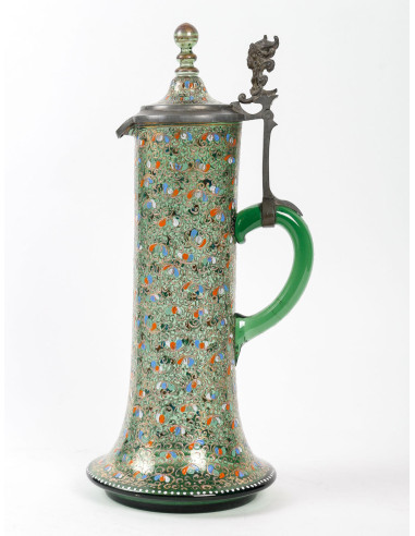珐琅彩绘 Moser 水晶橙汁杯，19 世纪。