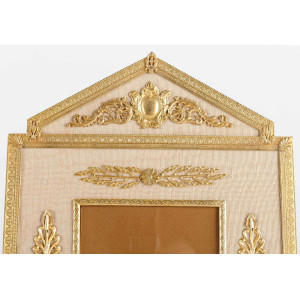 Moldura de bronze dourado... 2