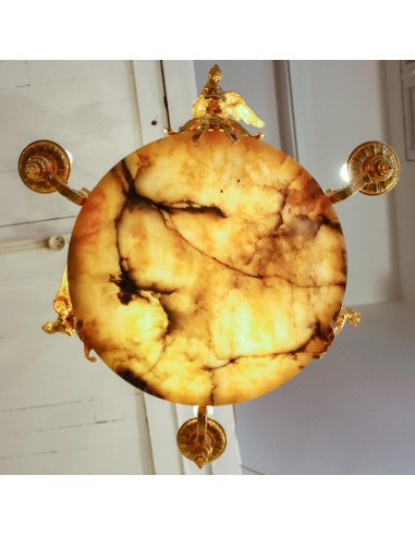 Lustre em bronze dourado e alabastro,...