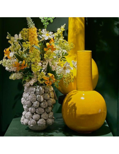 Paar Keramikvasen modelliert Der...