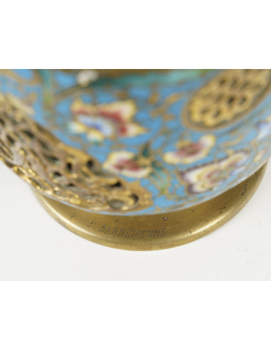 一件鎏金铜珐琅碗或花盆，署名 F. Barbedienne，19...