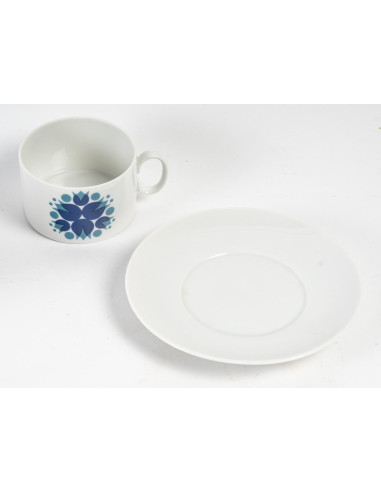 4 chávenas e pires de porcelana dos...