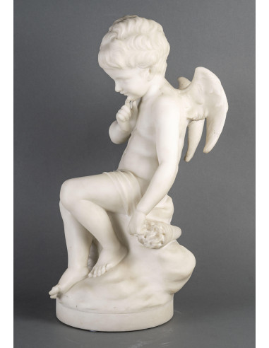 Escultura em mármore branco de...