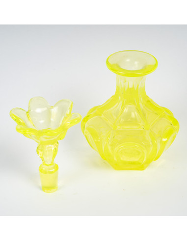 Garrafa e 2 copos em cristal amarelo...
