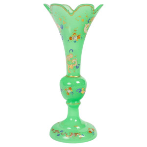Vaso opalino verde, XIX...