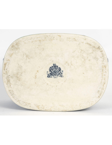 蓝色陶制花盆，署名 Victoria Ware，20 世纪。