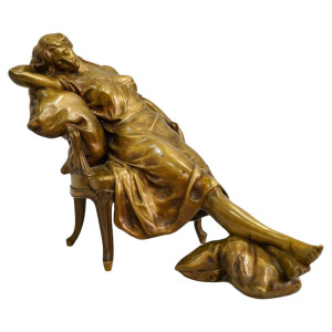 Escultura en bronce...