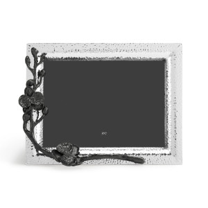 Medium-sized silver-plated... 2