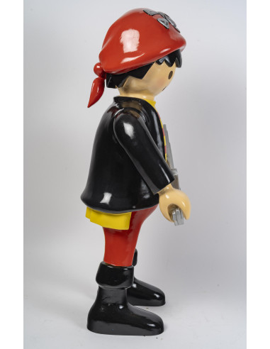Escultura de resina de un Playmobile...