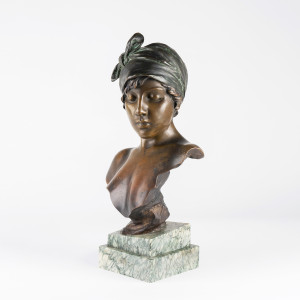 Escultura de bronce y base... 2