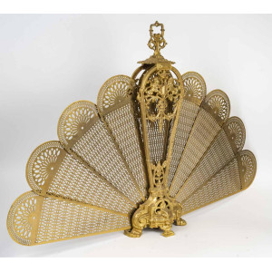 Large ormolu fan-shaped... 2