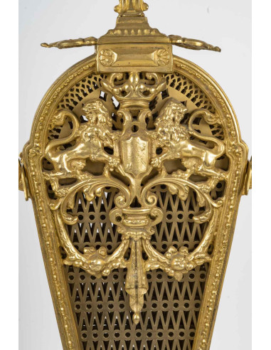 Large ormolu fan-shaped fire screen...