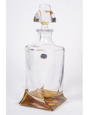 酒具、玻璃瓶和水晶杯，20 世纪。
