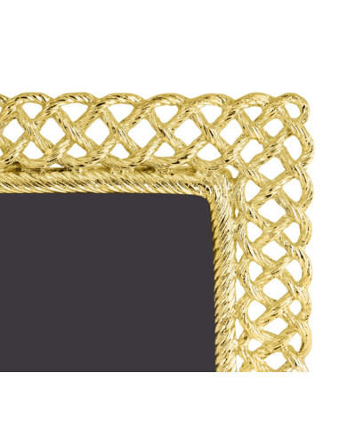 Love knot photo frame in gilded...