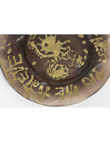 由 Daum 和 Dali 设计的棕色珍珠瓷盘，已签约，20 世纪。