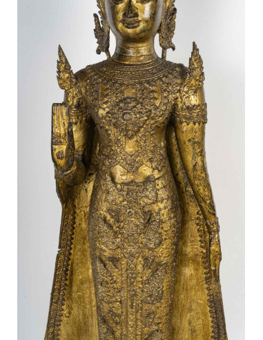 青铜镀金立佛雕塑，18 世纪，亚洲艺术。