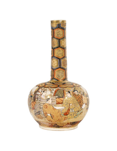 Small Satsuma earthenware vase,...