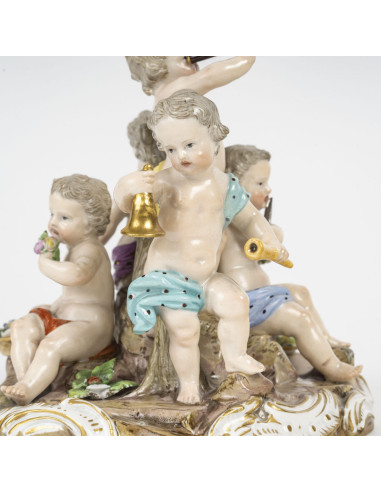 Escultura, grupo de porcelana...
