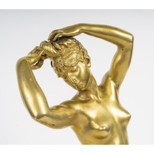 Escultura de bronce dorado... 2