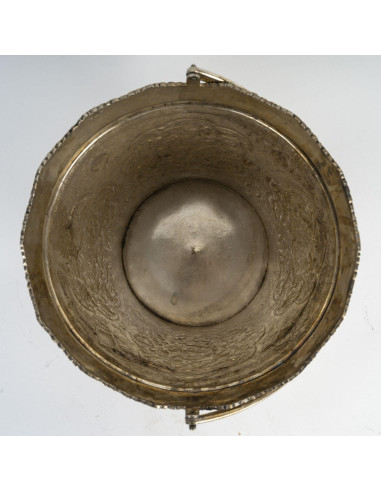 银制冰桶，19 世纪东方风格作品。