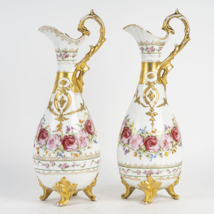 Para porcelanowych ewersów,... 2