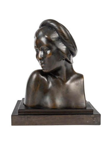 Sculpture of a Vietnamese bust in...