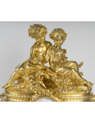 镀金和雕刻青铜钟，大理石底座，拿破仑三世时期，19 世纪。