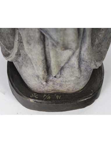 女性青铜雕塑，1991 年，已签约。
