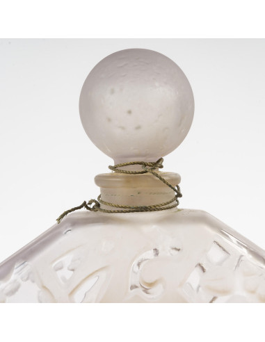 Géante，莱俪香水瓶，1960-1970，巨型瓶。