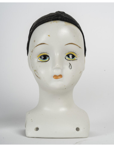 一对瓷质娃娃头，1960 年。