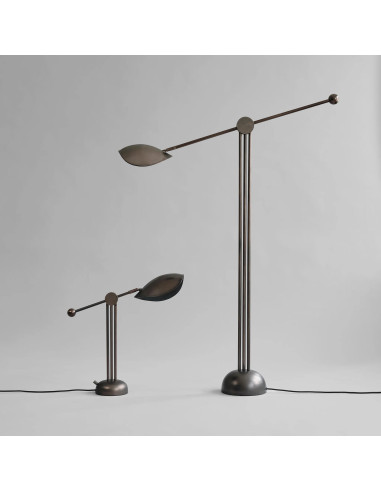 Bronze patina floor lamp,...
