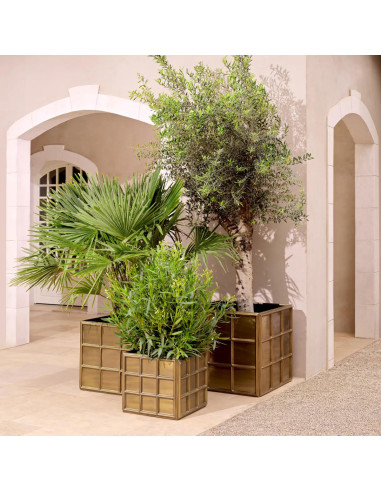 Medium-sized planter, vintage brass...