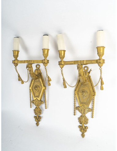 Um par de arandelas ormolu estilo...