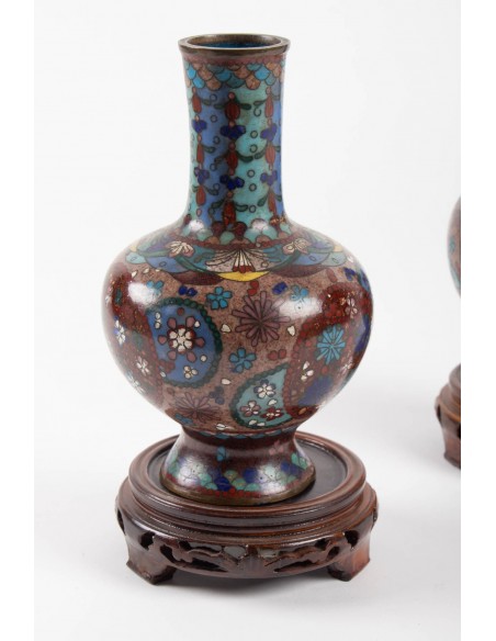 Pár bronzových váz Cloisonné, Čína, 19. století