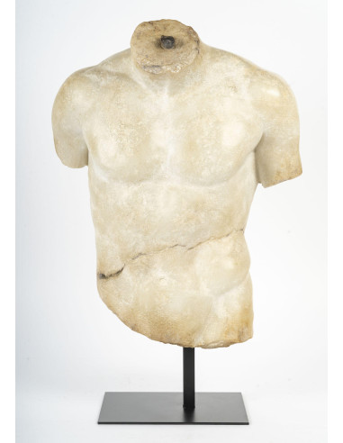 Medium-sized sculpture in the antique...