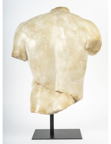 Medium-sized sculpture in the antique...